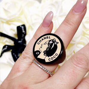 Authentic Chanel RARE Vintage 2003 Pink / Black Coco Chanel Acrylic Ring